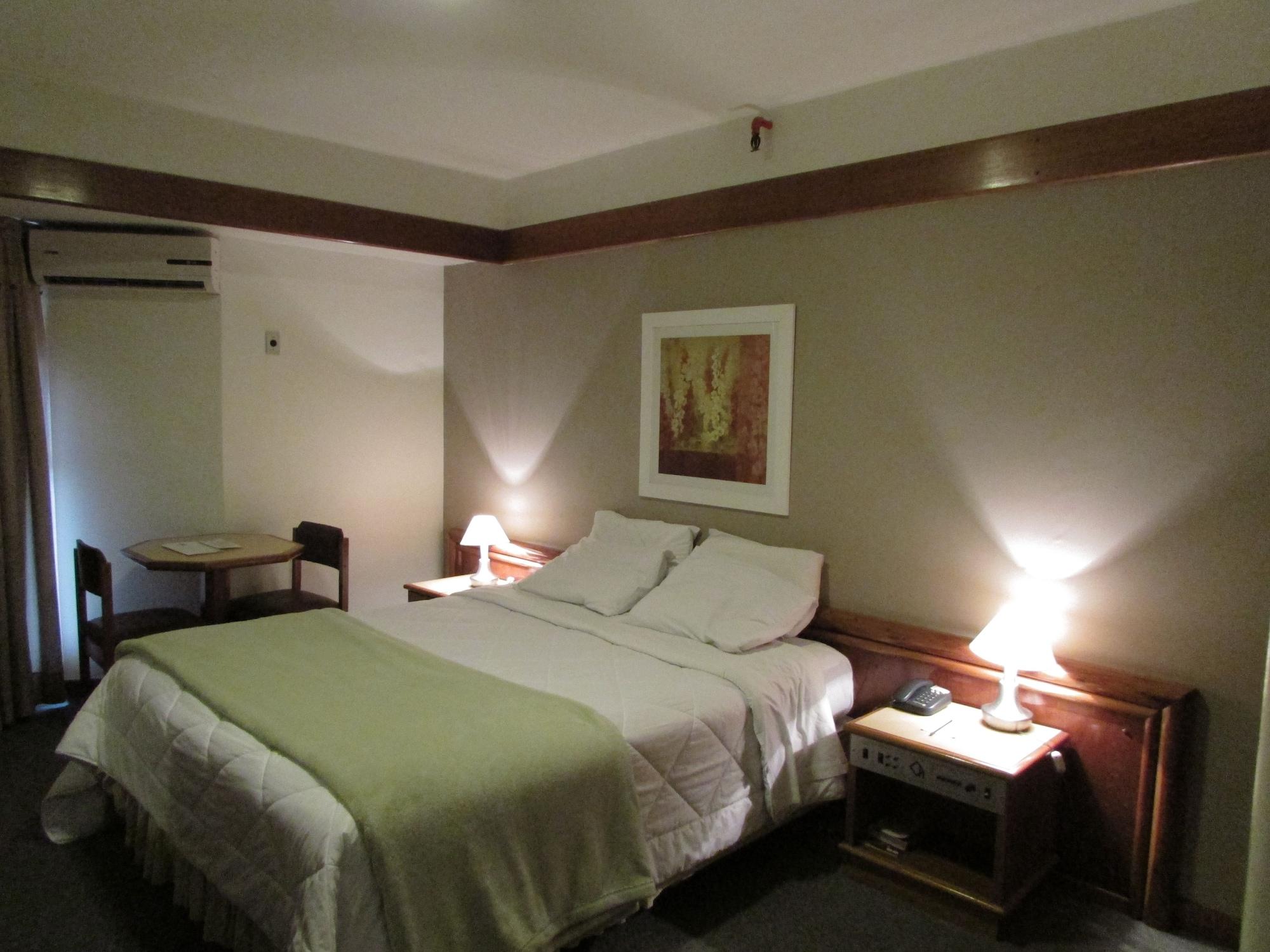 Hotel Continental Porto Alegre By Samba Extérieur photo