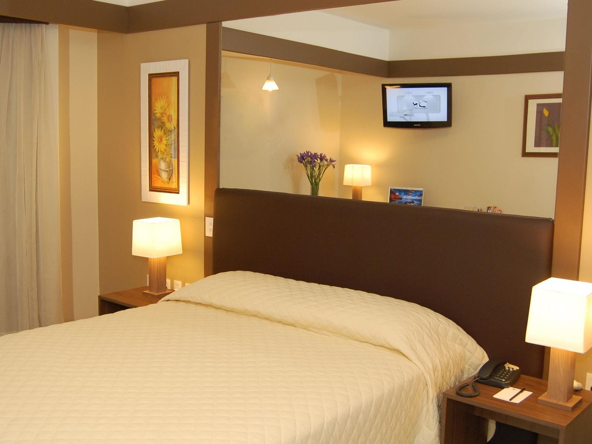 Hotel Continental Porto Alegre By Samba Extérieur photo