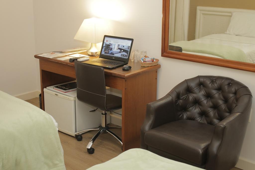 Hotel Continental Porto Alegre By Samba Extérieur photo