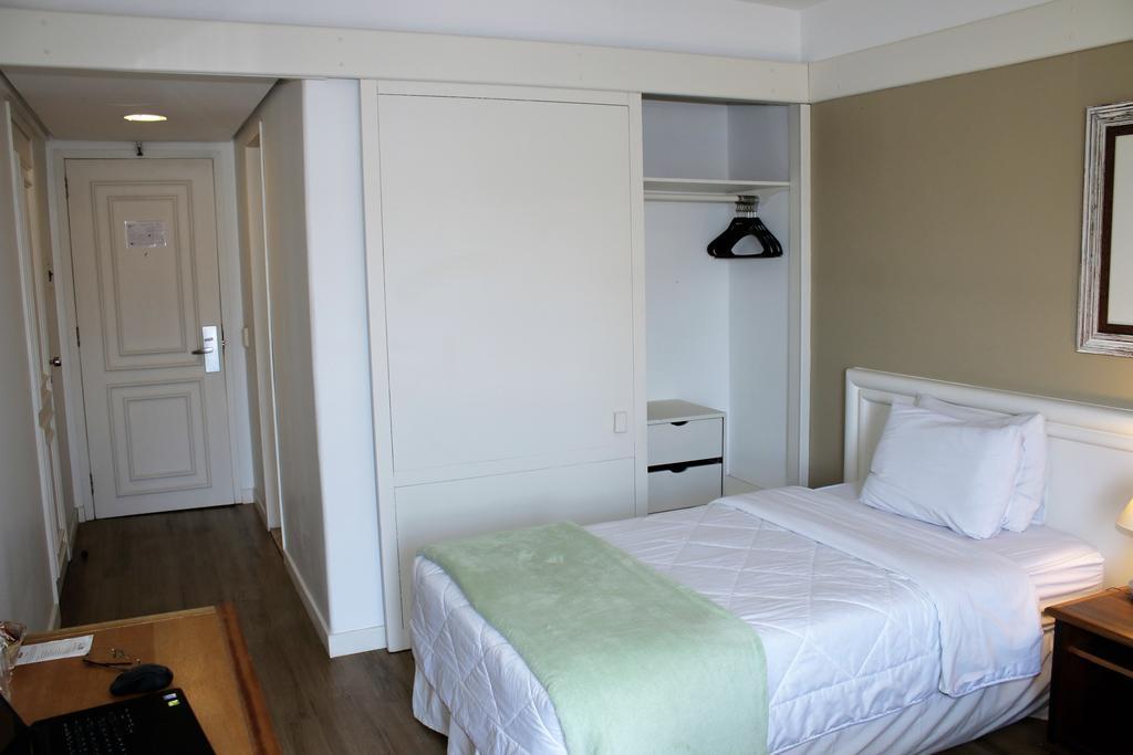Hotel Continental Porto Alegre By Samba Extérieur photo