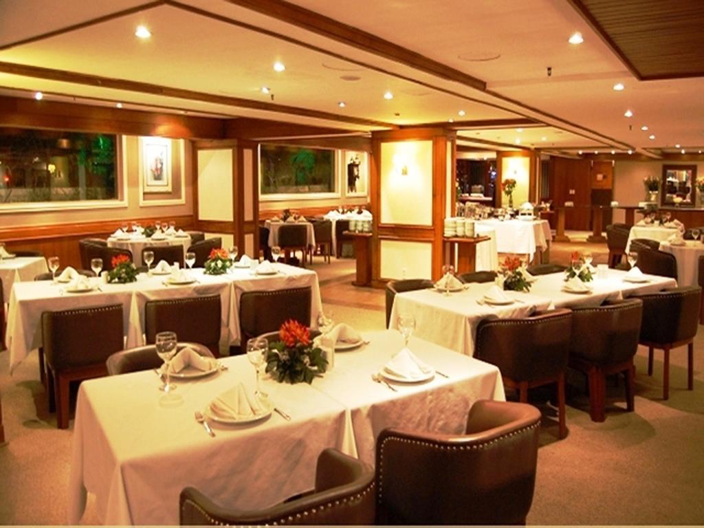 Hotel Continental Porto Alegre By Samba Extérieur photo